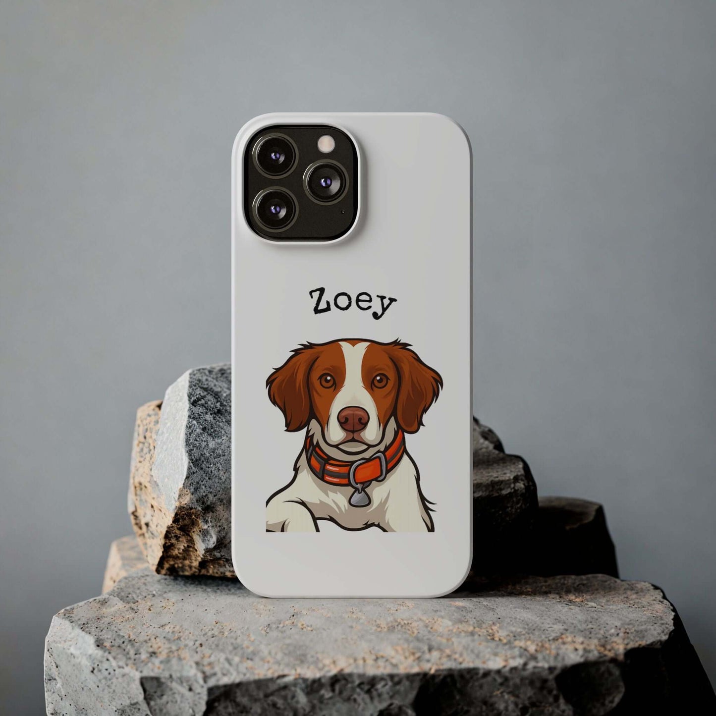 Custom cartoon dog phone case featuring a beagle named Zoey on a stylish white background.
