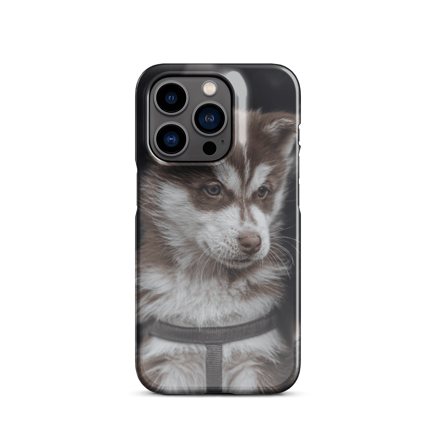 Custom iPhone case featuring an adorable dog portrait, perfect for pet lovers and adding a personal touch to your style.