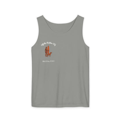 Personalized surfing tank top for dog lovers, featuring surfboards and playful design in gray.