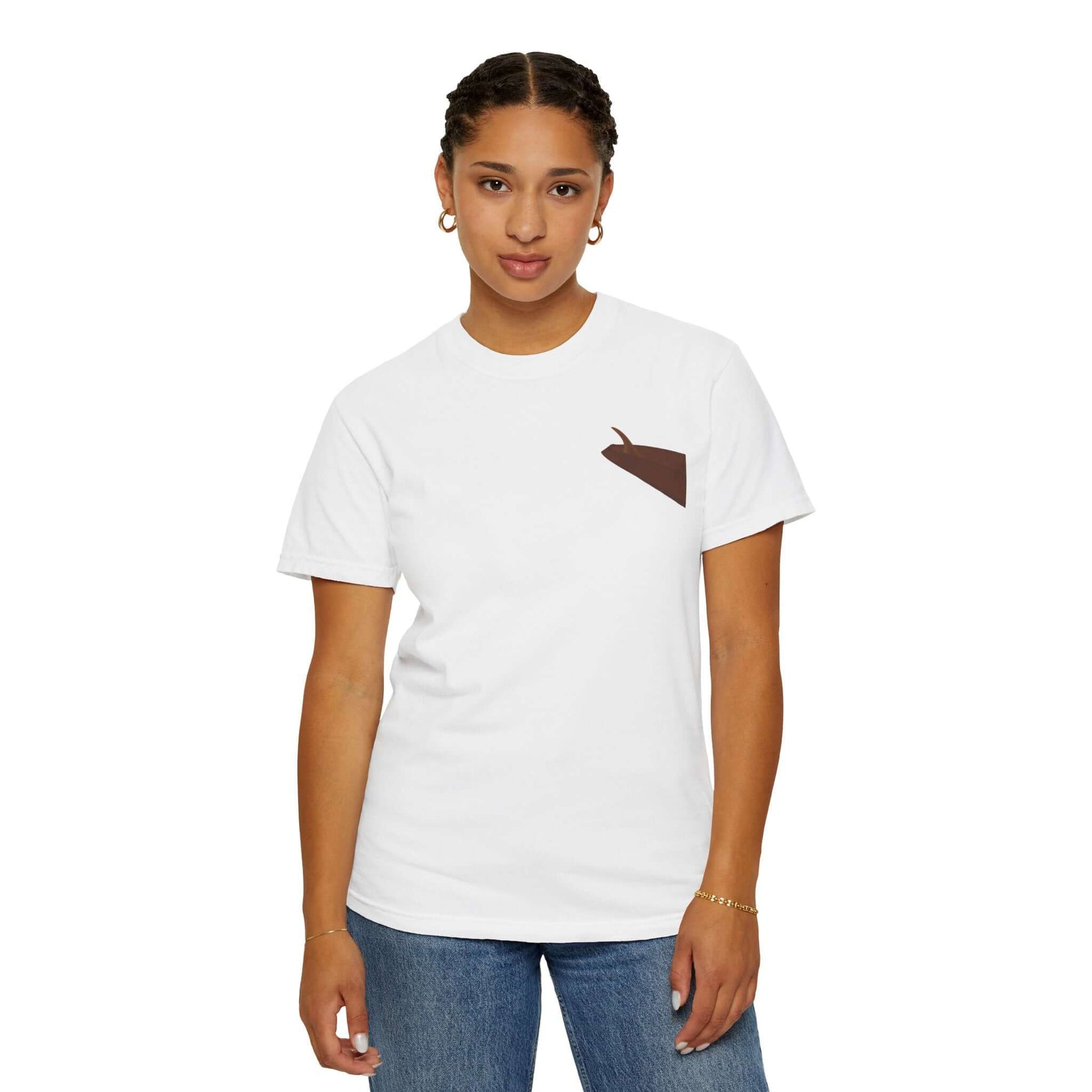 Woman modeling a personalized white t-shirt with a brown pocket design, showcasing casual summer style.