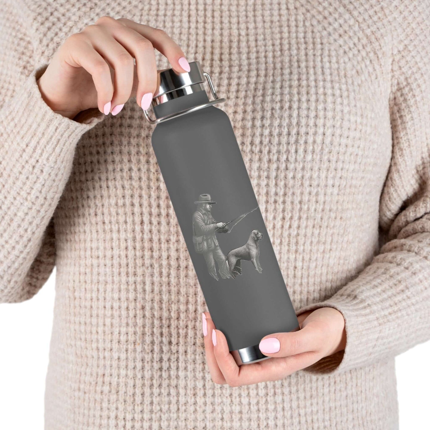 Personalized insulated bottle featuring a fisherman and dog design, perfect for outdoor adventures.